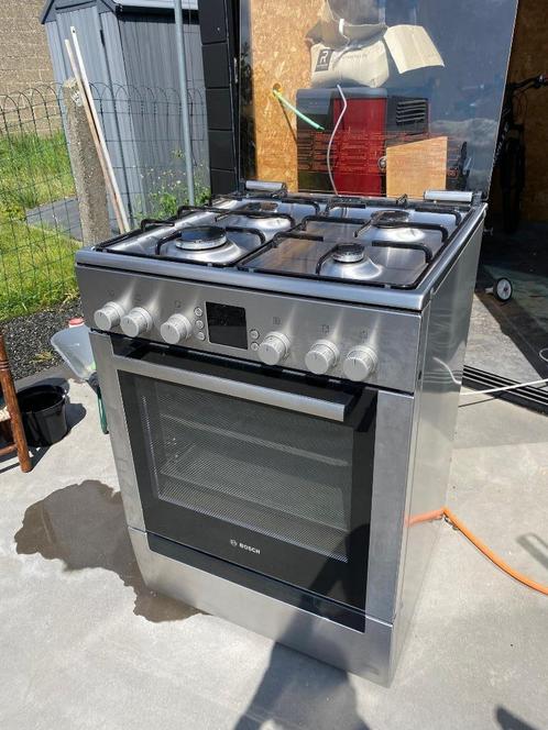 Bosch Vrijstaand gasfornuis, inox HGV745250, Elektronische apparatuur, Fornuizen, Zo goed als nieuw, Vrijstaand, Gas, 4 kookzones