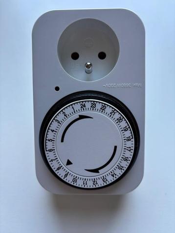 timer / Programmateur pour prise électrique beschikbaar voor biedingen