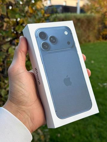 iPhone 17 Pro Max Bleu 256Gb Scellé~Facture~Garantie beschikbaar voor biedingen