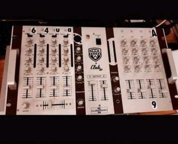 Professionele Kool Sound Club 01 DJ mixer,mengpaneel  beschikbaar voor biedingen