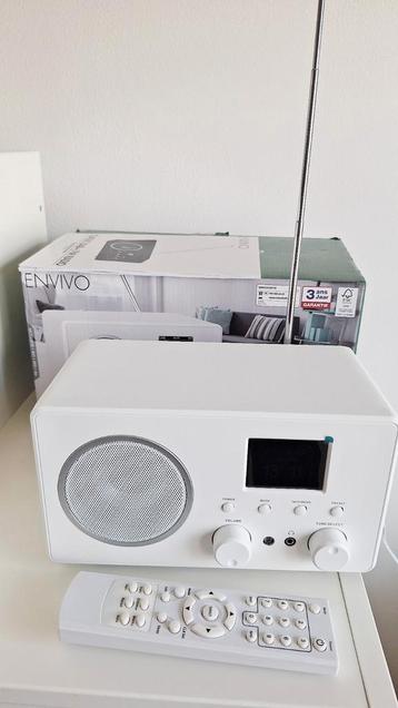 DAB+/FM RADIO
+ Afstandsbediening
 beschikbaar voor biedingen
