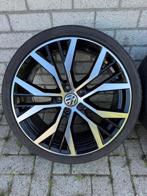 Originele VW GTI Santiago velgen 19”, Auto-onderdelen, Banden en Velgen, Banden en Velgen, Zomerbanden, 19 inch, 225 mm, Personenwagen