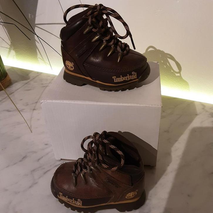 Prachtige klassieke Timberland bootie - maat 21 EU, Kinderen en Baby's, Babykleding | Schoentjes en Sokjes, Gebruikt, Laarsjes
