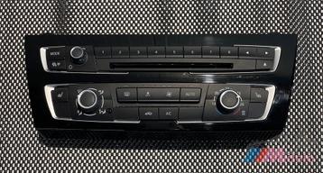 BMW F20 BEDIENINGSPANEEL RADIO 6411-9338772-03 beschikbaar voor biedingen