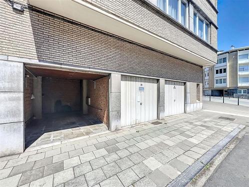 Garage à vendre à Anderlecht, Immo, Garages en Parkeerplaatsen