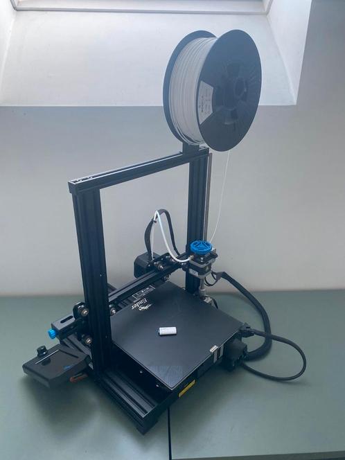 Creality Ender 3 V2 3D-printer (bijna nieuw) + toebehoren, Computers en Software, 3D Printers, Zo goed als nieuw, Ophalen