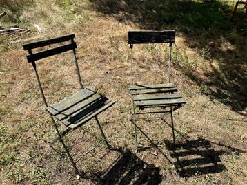 twee vintage bistro stoeltjes, samen 10 euro beschikbaar voor biedingen
