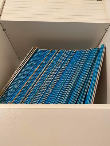 80 strips rode ridder beschikbaar voor biedingen