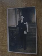 Vintage Plechtige communie portret foto jongen 3, Foto, Ophalen of Verzenden, Zo goed als nieuw, 1940 tot 1960