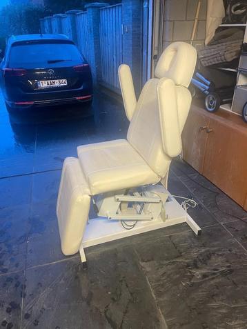 professionele verzorgingsstoel beschikbaar voor biedingen