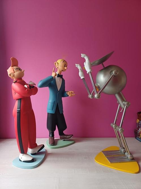 Enorme scène met Spirou en Fantasio Saint Emett, Verzamelen, Stripfiguren, Zo goed als nieuw, Beeldje of Figuurtje, Guust of Robbedoes