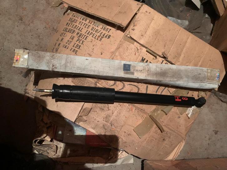 Amortisseurs arrières neufs Mercedes E W210, Autos : Pièces & Accessoires, Suspension & Châssis, Mercedes-Benz, Enlèvement