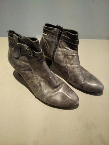 dameslaarsjes grijs mt 41 beschikbaar voor biedingen