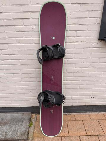 Snowboard - Nidecker beschikbaar voor biedingen