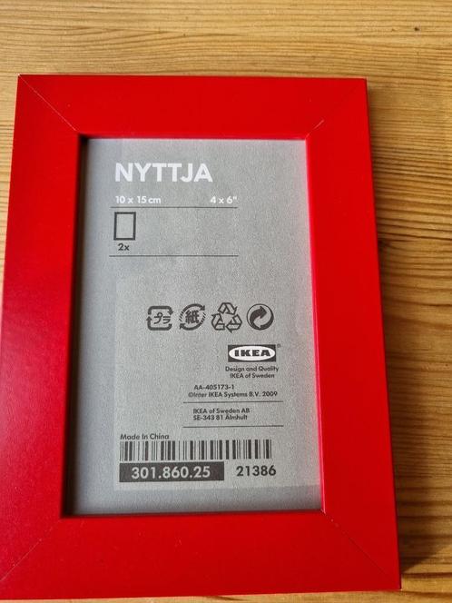 fotolijst Ikea Nyttja 10x15 rood, TV, Hi-fi & Vidéo, Photo | Cadres photo, Comme neuf, Enlèvement ou Envoi
