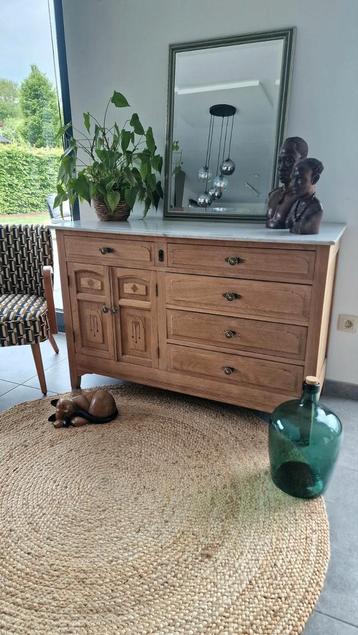 Buffet Vintage  beschikbaar voor biedingen