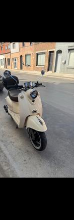 Vespa te koop voor onderdelen ‼️zonder papieren‼️, Fietsen en Brommers, Brommeronderdelen | Algemeen, Ophalen, Gebruikt