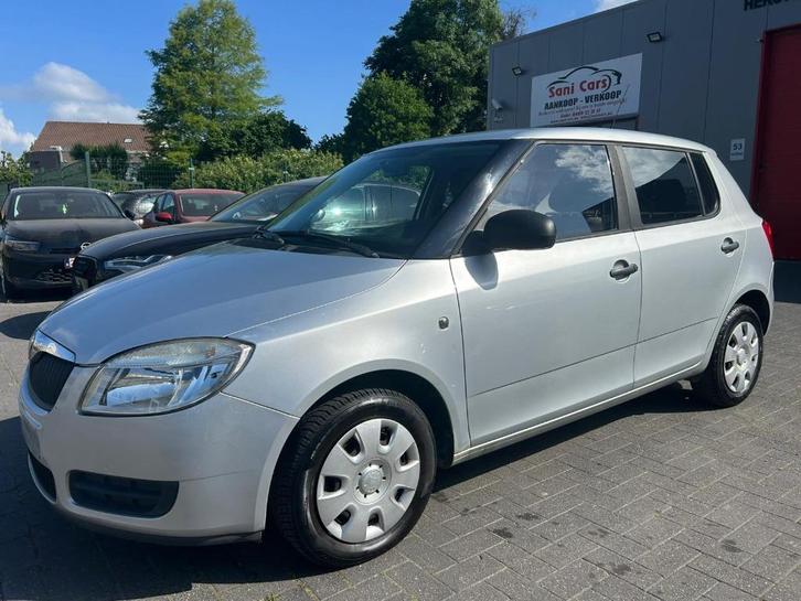 Skoda Fabia 1.2 benzine bj 2008 137000 km Goede Staat, Auto's, Skoda, Bedrijf, Te koop, Fabia, Radio, Benzine, Euro 4, Stadsauto