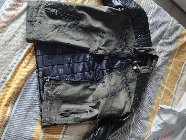 40 % Veste neuve  XS REDBRIDGE Men, Vêtements | Hommes, Vestes | Hiver, Neuf, Taille 46 (S) ou plus petite, Autres couleurs, Enlèvement