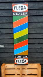 Kleurrijk emaillebord Flexa..28x 119cm , Knesselare, Verzamelen, Merken en Reclamevoorwerpen, Ophalen, Gebruikt