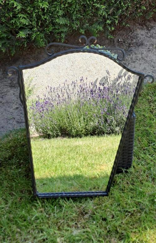 Authentieke smeedijzeren antieke spiegel. "Handgemaakt ", Antiek en Kunst, Antiek | Spiegels, Minder dan 100 cm, Overige vormen
