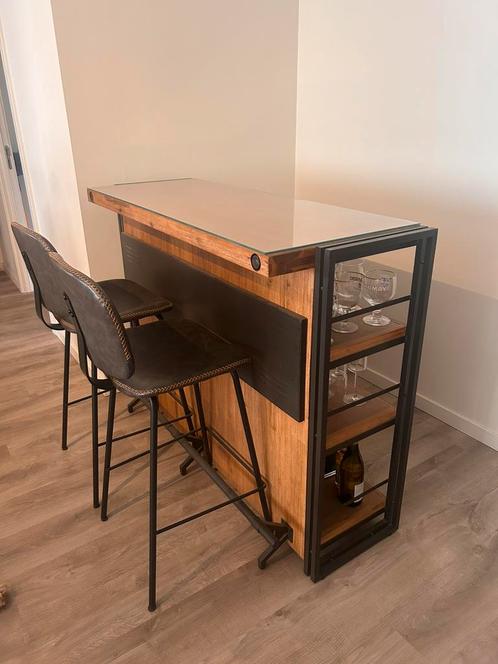 Massief houten barkast in perfecte staat, Huis en Inrichting, Barren, Zo goed als nieuw, Ophalen