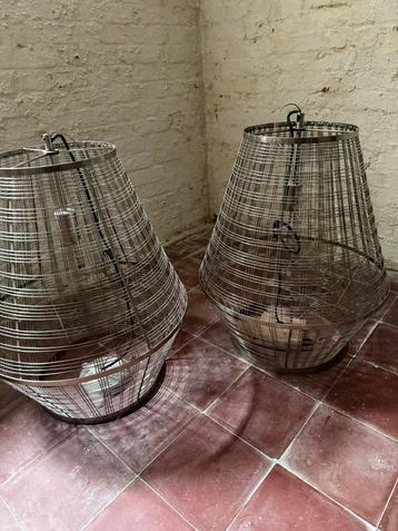 2 grote lampen – Nieuw, nooit gebruikt beschikbaar voor biedingen
