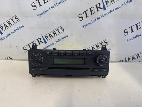 Radio van een Mercedes Sprinter, Auto-onderdelen, Elektronica en Kabels, Mercedes-Benz, Gebruikt, 3 maanden garantie, Ophalen of Verzenden