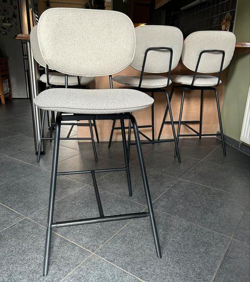 Tabourets/chaises de bar neufs, Huis en Inrichting, Barkrukken
