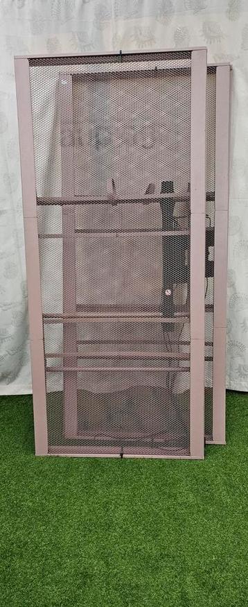 2 Auping Bodems 90x200cm Elektrisch Verstelbaar  beschikbaar voor biedingen