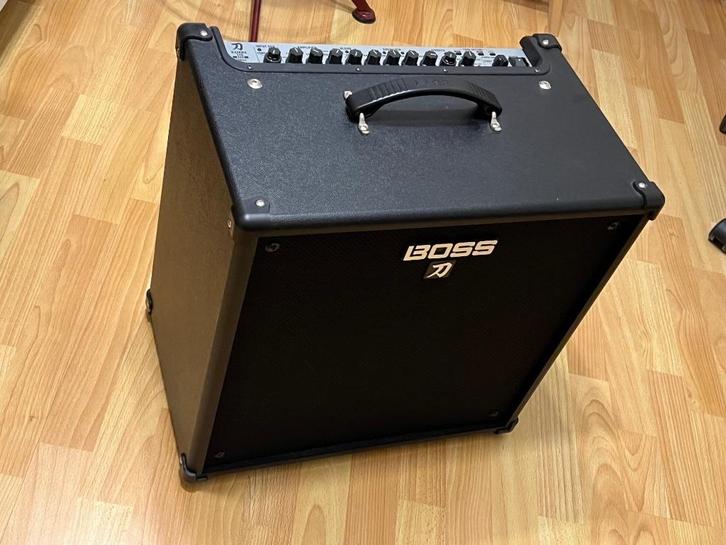 Combo Boss Katana-110 Bass, Musique & Instruments, Amplis | Basse & Guitare, Comme neuf, Guitare basse, 50 à 100 watts, Enlèvement