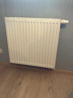 Set van 2 radiatoren (70x72x10), Doe-het-zelf en Bouw, Verwarming en Radiatoren, Ophalen, 30 tot 80 cm, Gebruikt, Hoog rendement (Hr)