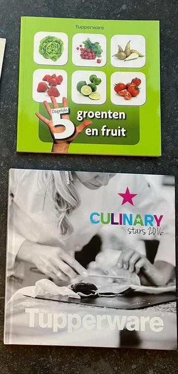 Receptenboeken Tupperware €3/stuk, Huis en Inrichting, Keuken | Tupperware, Zo goed als nieuw, Overige typen, Ophalen