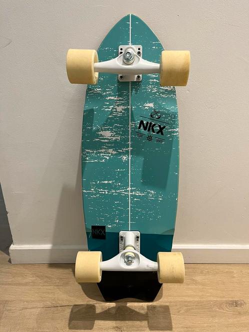 NKX Maverick Surfskate Cruiser Skateboard, Sport en Fitness, Skateboarden, Zo goed als nieuw, Longboard, Ophalen of Verzenden