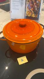Nomar (Staub) 24 cm orange flammé, Maison & Meubles, Fonte, Plaque céramique, Utilisé, Enlèvement ou Envoi
