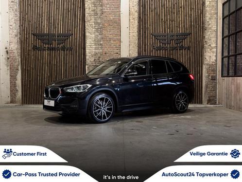 BMW X1 xDrive25e*PHEV*HUD*DAB*ZETELVERW.*LED*, Auto's, BMW, Bedrijf, X1, 4x4, ABS, Airbags, Airconditioning, Alarm, Bluetooth