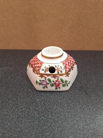Ancien encrier en porcelaine décoré main, Antiquités & Art, Enlèvement ou Envoi
