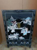 Armoire chinoise, mobilier oriental gravé ancien, époque, Enlèvement
