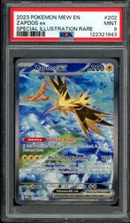 Zapdos ex [SIR] PSA 9 - 202/165 - 151 2023, Hobby en Vrije tijd, Ophalen of Verzenden, Zo goed als nieuw, Losse kaart