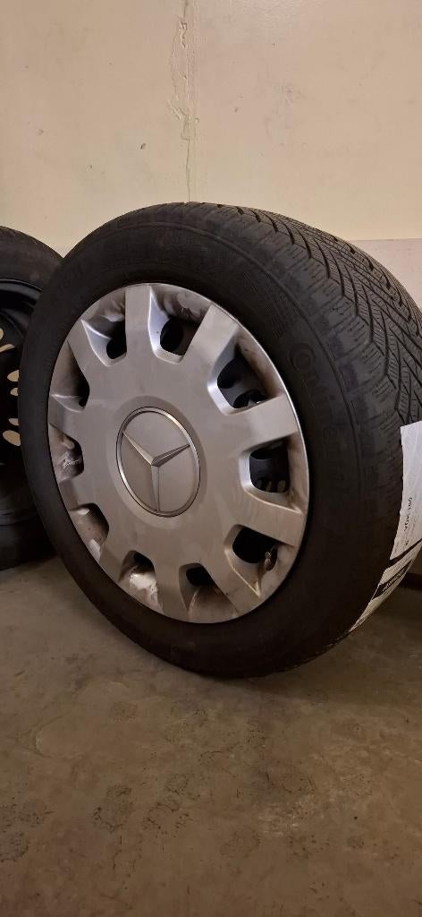 Jantes en acier montées avec des pneus hiver 205/55 R16, Autos : Pièces & Accessoires, Pneus & Jantes, Pneu(s), Pneus hiver, 16 pouces