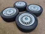 BMW e30 BBS kruisspaakvelgen 7Jx15 ET24, Autos : Pièces & Accessoires, 205 mm, Pneus et Jantes, Véhicule de tourisme, Pneus été