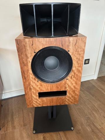 Klipsch Ojas kO-R1 Limited Edition 100 Ex + stands beschikbaar voor biedingen