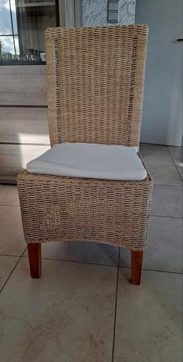 6 stoelen in perfecte staat  beschikbaar voor biedingen