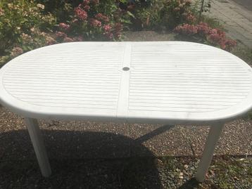 terrastafel tuintafel buitentafel met stoelen kunststof 20€ beschikbaar voor biedingen