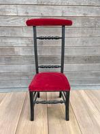 Prie-Dieu noir assise en velours rouge, Enlèvement ou Envoi