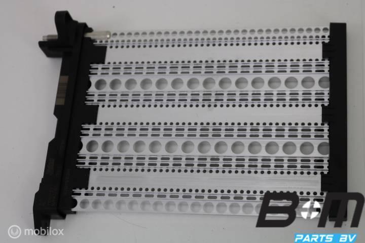 Extra verwarmingselement VW Tiguan 3 5Q0963235C, Auto-onderdelen, Airco en Verwarming, Gebruikt