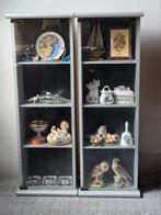 2 Houten Vitrinekasten met glasdeuren, Huis en Inrichting, Kasten | Vitrinekasten, Ophalen, Minder dan 50 cm, Zo goed als nieuw