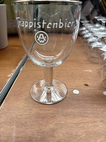 6 trappistenglazen beschikbaar voor biedingen