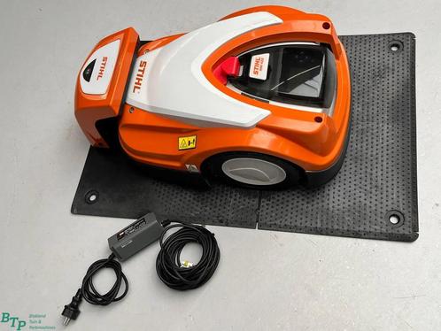 Stihl Gebruikte Robotmaaier Rmi 422 incl. oplader maairobot, Tuin en Terras, Zitmaaiers, Gebruikt