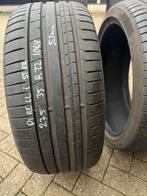 275/35 R22 104Y – PIRELLI  – OCCASIE Prijs per stuk: €100, Enlèvement, Utilisé